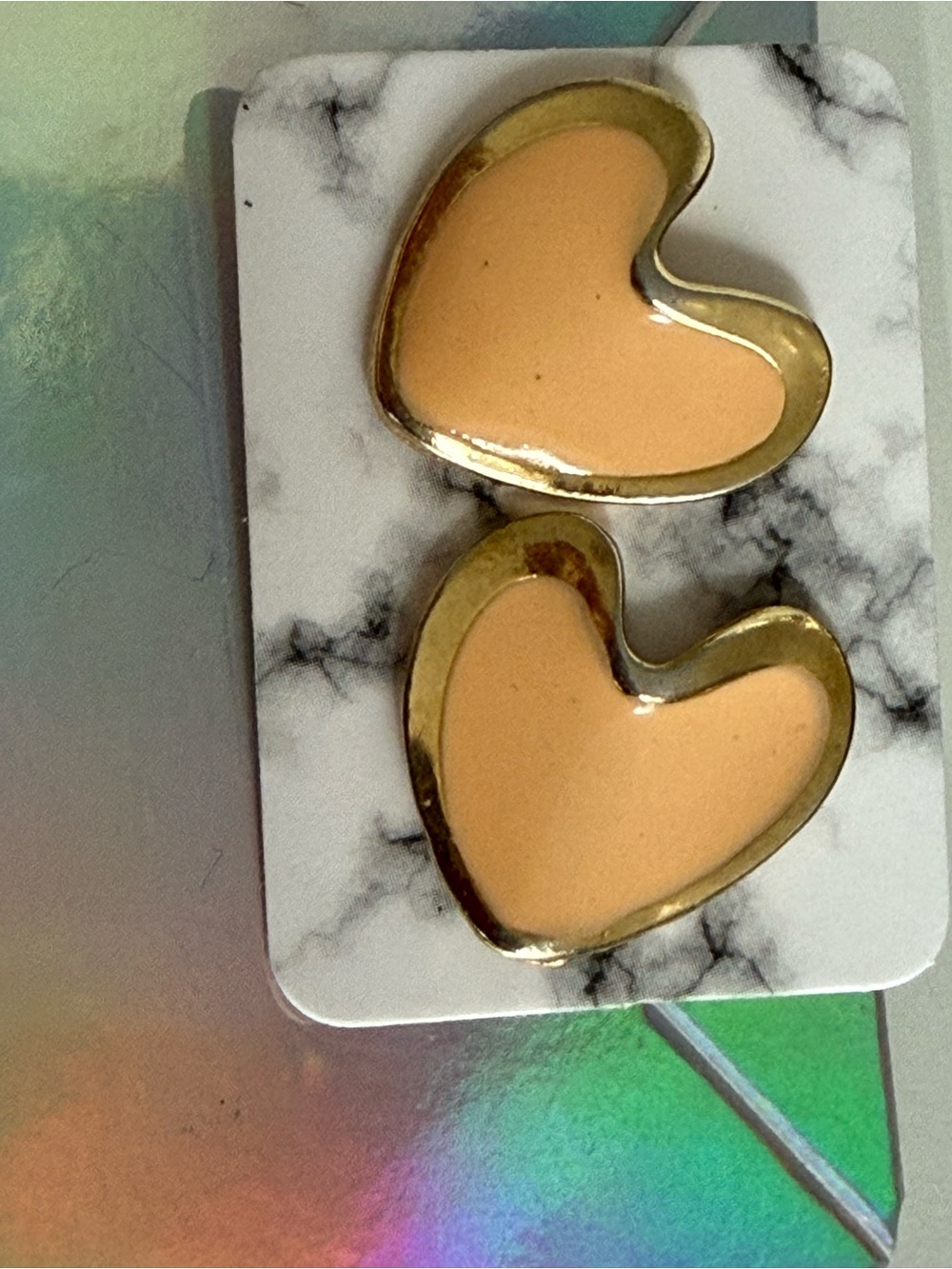 Gold-Edged Heart Shaped Stud Earrings in Peach Vintage